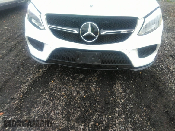 2019 Mercedes-Benz GLE 43 AMG z VIN 4JGED6EB3KA133478, wystawiony jako IAAI lot #39353380 z przebiegiem 100 564 mil mil oraz . Historia ofert i sprzedaży dostępna na DreamBid. Obrazek 6.