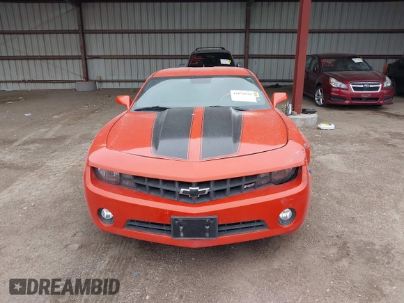 2012 Chevrolet Camaro 1LT z VIN 2G1FB1E36C9205287, wystawiony jako IAAI lot #42076941 z przebiegiem 86 155 mil mil oraz . Historia ofert i sprzedaży dostępna na DreamBid. Obrazek 13.