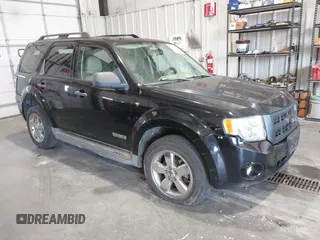 2008 Ford Escape XLT с VIN 1FMCU03168KE47773, выставлен на аукционе IAAI как лот 42626549 с пробегом 316 573 миль миль и . История ставок и продаж доступна на DreamBid. Изображение 1.