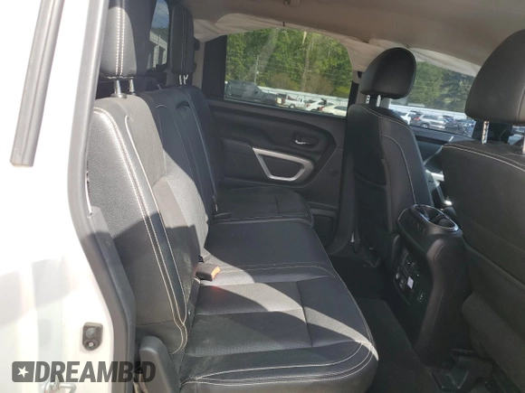 2019 Nissan Titan Pro-4X z VIN 1N6AA1E51KN526104, wystawiony jako Copart lot #51694335 z przebiegiem 56 620 mil mil oraz Szkoda całkowita • Salvage title. Historia ofert i sprzedaży dostępna na DreamBid. Obrazek 10.