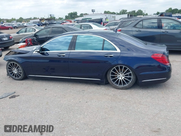 2017 Mercedes-Benz S 550 z VIN WDDUG8FB4HA307526, wystawiony jako IAAI lot #42473506 z przebiegiem 56 709 mil mil oraz . Historia ofert i sprzedaży dostępna na DreamBid. Obrazek 14.
