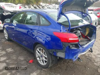 2015 Ford Focus SE с VIN 1FADP3F24FL343141, выставлен на аукционе IAAI как лот 40682062 с пробегом 118 855 миль миль и . История ставок и продаж доступна на DreamBid. Изображение 3.