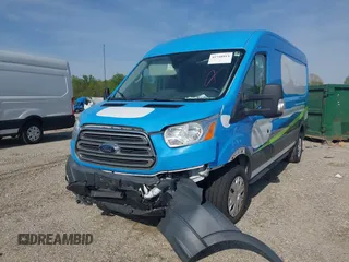 2016 Ford Transit с VIN 1FTYR2CV9GKB17375, выставлен на аукционе IAAI как лот 41748913 с пробегом 152 941 миль миль и . История ставок и продаж доступна на DreamBid. Изображение 6.