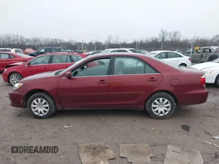 2006 Toyota Camry STD with VIN 4T1BE32K96U146291, listed as a IAAI auction lot 40940095 with 186,957 mi miles. Bid and sale history available at carsss.com. Image 14.