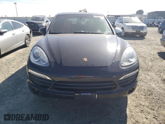 2013 Porsche Cayenne S with VIN WP1AB2A22DLA81659, listed as a Copart auction lot 47317135 with 131,751 mi miles and Clean title. Bid and sale history available at DreamBid. Image 5.
