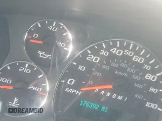 2017 Chevrolet Express Cargo с VIN 1GCWGAFF4H1345724, выставлен на аукционе IAAI как лот 42847825 с пробегом 176 392 миль миль и . История ставок и продаж доступна на DreamBid. Изображение 4.