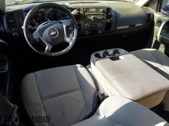 2007 Chevrolet Silverado 1500 Work Truck with VIN 2GCEC13C471504915, listed as a Copart auction lot 88535595 with 157,537 mi miles and Salvage Title. Bid and sale history available at DreamBid. Image 8.