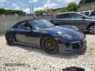 2018 Porsche 911 Carrera S with VIN WP0CB2A97JS147597, listed as a Copart auction lot 62872764 with 32,090 mi miles and Non Repairable. Bid and sale history available at carsss.com. Image 4.