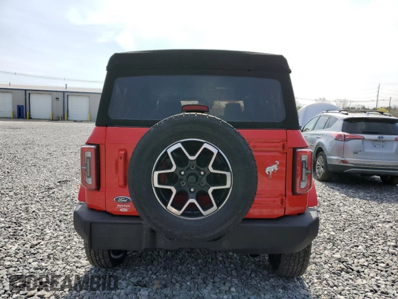 2023 Ford Bronco с VIN 1FMDE5DH0PLB63705, выставлен на аукционе Copart как лот 53321445 с пробегом 19 498 миль миль и Списание • Salvage title. История ставок и продаж доступна на DreamBid. Изображение 6.
