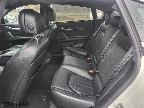 2014 Maserati Quattroporte S Q4 with VIN ZAM56RRA5E1106512, listed as a Copart auction lot 87229344 with 833310 miles and Clean Title. Bid and sale history available at carsss.com. Image 6.