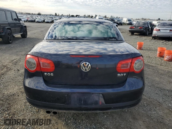 2011 Volkswagen Eos Komfort with VIN WVWBW7AH5BV002823, listed as a Copart auction lot 46122135 with 137,277 mi miles and Clean Title. Bid and sale history available at DreamBid. Image 6.