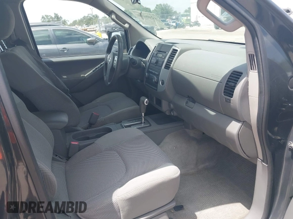 2012 Nissan Frontier SV z VIN 1N6AD0ER5CC436200, wystawiony jako IAAI lot #42400846 z przebiegiem 166 204 mil mil oraz . Historia ofert i sprzedaży dostępna na DreamBid. Obrazek 5.
