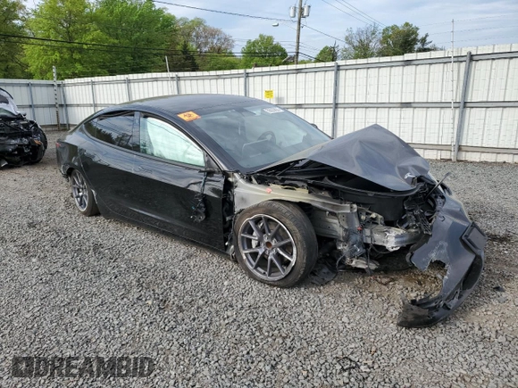 2023 Tesla Model 3 z VIN 5YJ3E1EA3PF698993, wystawiony jako Copart lot #55033655 z przebiegiem Nie podano mil oraz Szkoda całkowita • Salvage title. Historia ofert i sprzedaży dostępna na DreamBid. Obrazek 4.