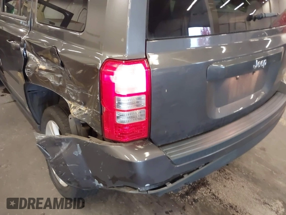2017 Jeep Patriot High Altitude with VIN 1C4NJPFA1HD136671, listed as a IAAI auction lot 40892616 with 64,852 mi miles and . Bid and sale history available at carsss.com. Image 21.