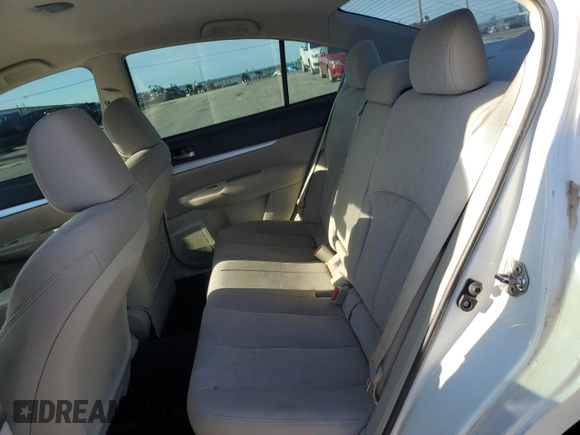 2014 Subaru Legacy 2.5i z VIN 4S3BMCA68E3006488, wystawiony jako Copart lot #55302575 z przebiegiem 168 614 mil mil oraz Szkoda całkowita • Salvage title. Historia ofert i sprzedaży dostępna na DreamBid. Obrazek 10.