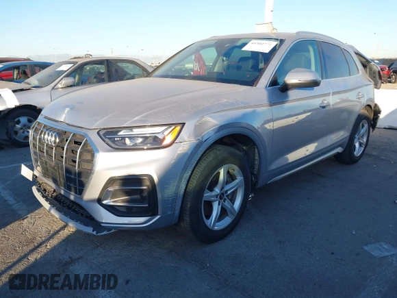 2023 Audi Q5 Premium with VIN WA1ABAFY9P2084975, listed as a IAAI auction lot 41302774 with 40,203 mi miles. Bid and sale history available at carsss.com. Image 18.
