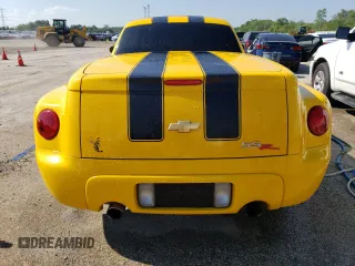 2004 Chevrolet SSR LS z VIN 1GCES14PX4B105667, wystawiony jako Copart lot #58277894 z przebiegiem 88 464 mil mil oraz Szkody całkowita. Historia ofert i sprzedaży dostępna na DreamBid. Obrazek 6.