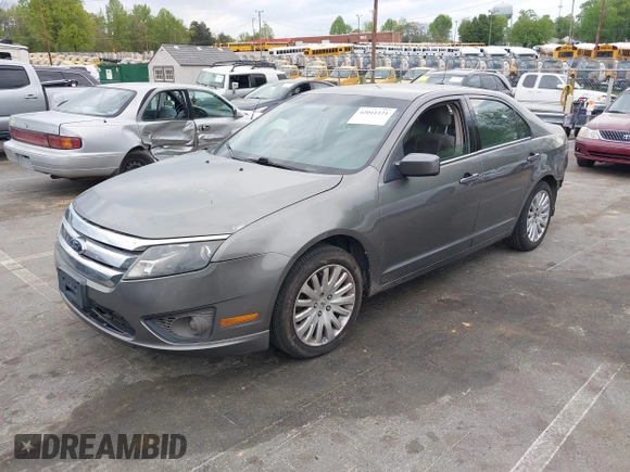2011 Ford Fusion SE with VIN 3FAHP0HA1BR203046, listed as a IAAI auction lot 42011121 with 302,078 mi miles. Bid and sale history available at carsss.com. Image 18.