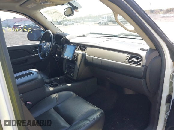 2013 Chevrolet Silverado 1500 LTZ with VIN 3GCPKTE24DG123063, listed as a IAAI auction lot 42061675 with 221,813 mi miles and . Bid and sale history available at DreamBid. Image 5.