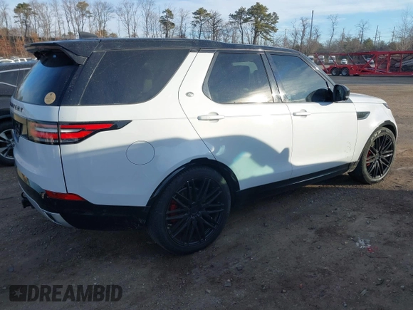2018 Land Rover Discovery HSE Luxury with VIN SALRT2RV0JA054850, listed as a IAAI auction lot 41328676 with 95,463 mi miles and . Bid and sale history available at DreamBid. Image 4.