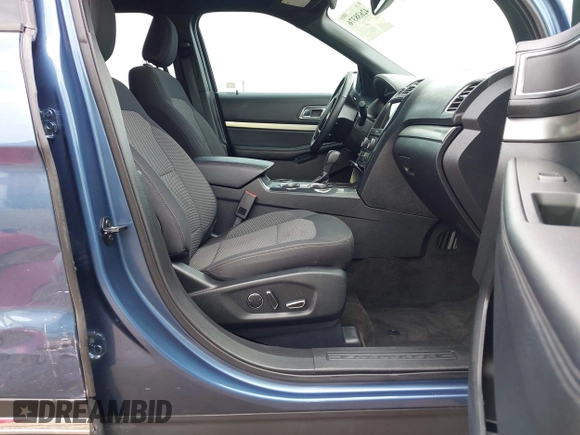 2018 Ford Explorer XLT z VIN 1FM5K7D88JGA79673, wystawiony jako IAAI lot #42638376 z przebiegiem 68 710 mil mil oraz . Historia ofert i sprzedaży dostępna na DreamBid. Obrazek 5.