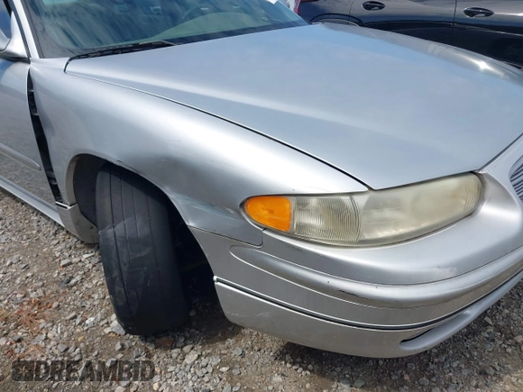 2004 Buick Regal LS z VIN 2G4WB52K541155486, wystawiony jako IAAI lot #42211775 z przebiegiem 96 969 mil mil oraz . Historia ofert i sprzedaży dostępna na DreamBid. Obrazek 6.