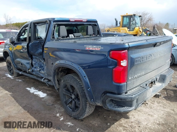 2020 Chevrolet Silverado 1500 Custom Trail Boss with VIN 1GCPYCEFXLZ320268, listed as a IAAI auction lot 41878181 with 60,420 mi miles and . Bid and sale history available at DreamBid. Image 3.