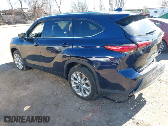 2023 Toyota Highlander L with VIN 5TDKDRBH6PS035508, listed as a IAAI auction lot 41681365 with 17,879 mi miles and . Bid and sale history available at DreamBid. Image 3.