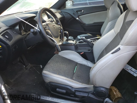 2014 Hyundai Genesis Coupe 2.0T z VIN KMHHT6KD6EU119079, wystawiony jako Copart lot #83364634 z przebiegiem 85 647 mil mil oraz Szkoda całkowita • Salvage title. Historia ofert i sprzedaży dostępna na DreamBid. Obrazek 7.