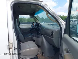 2006 Ford Econoline Cargo with VIN 1FTNE24W26DA84020, listed as a IAAI auction lot 42205629 with 274,284 mi miles and . Bid and sale history available at DreamBid. Image 5.