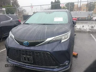 2021 Toyota Sienna XSE with VIN 5TDXRKEC5MS020539, listed as a IAAI auction lot 41569311 with 86,902 mi miles and . Bid and sale history available at DreamBid. Image 13.