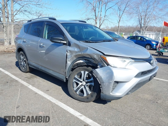 2017 Toyota RAV4 LE with VIN 2T3BFREV0HW562035, listed as a IAAI auction lot 41755916 with 77,562 mi miles. Bid and sale history available at carsss.com. Image 6.