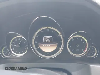 2012 Mercedes-Benz E 350 z VIN WDDKJ5KB2CF138129, wystawiony jako IAAI lot #42767007 z przebiegiem 87 493 mil mil oraz . Historia ofert i sprzedaży dostępna na DreamBid. Obrazek 7.