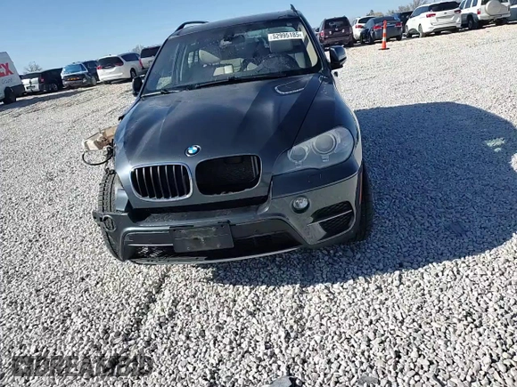 2012 BMW X5 35i с VIN 5UXZV4C55CL750678, выставлен на аукционе Copart как лот 52995185 с пробегом 130 912 миль миль и Чистый • Clean title. История ставок и продаж доступна на DreamBid. Изображение 14.