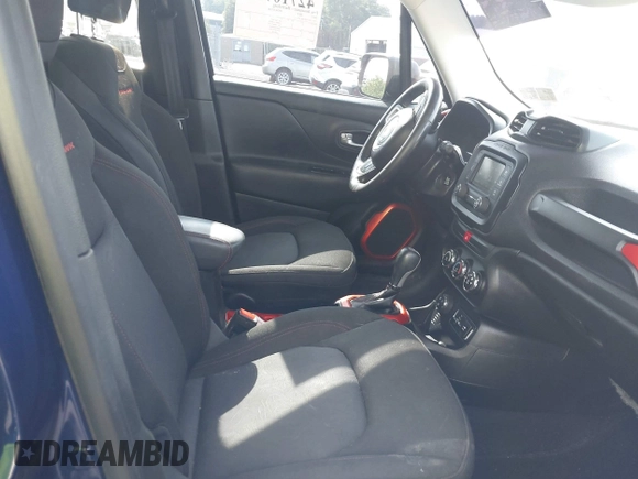 2017 Jeep Renegade Trailhawk с VIN ZACCJBCB8HPE86632, выставлен на аукционе IAAI как лот 42710761 с пробегом 155 100 миль миль и . История ставок и продаж доступна на DreamBid. Изображение 5.