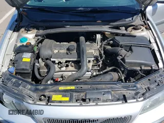 2002 Volvo V70 with VIN YV1SW58D322240530, listed as a IAAI auction lot 41944556 with 104,160 mi miles and . Bid and sale history available at DreamBid. Image 10.