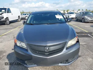 2013 Acura ILX with VIN 19VDE1F32DE021447, listed as a IAAI auction lot 41730382 with 165,223 mi miles. Bid and sale history available at carsss.com. Image 13.