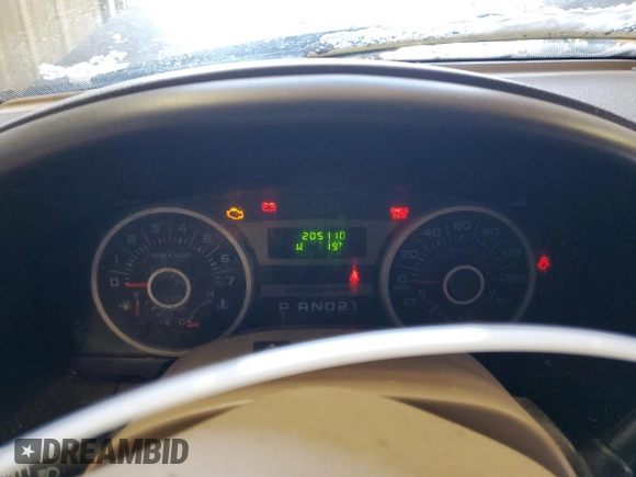 2005 Ford Expedition Special Service with VIN 1FMPU15545LA54710, listed as a Copart auction lot 53736614 with 205,110 mi miles and Salvage Title. Bid and sale history available at carsss.com. Image 9.