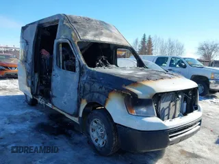 2013 Nissan NV S with VIN 1N6AF0LX9DN104794, listed as a IAAI auction lot 41892562 with 1 mi miles. Bid and sale history available at carsss.com. Image 1.