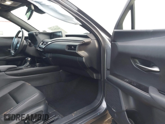 2020 Lexus UX 250h with VIN JTHP9JBH5L2023035, listed as a IAAI auction lot 41226475 with 40,901 mi miles and . Bid and sale history available at DreamBid. Image 5.