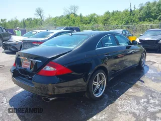 2006 Mercedes-Benz CLS 500 with VIN WDDDJ75X26A067981, listed as a IAAI auction lot 41946739 with 184,684 mi miles and . Bid and sale history available at DreamBid. Image 4.