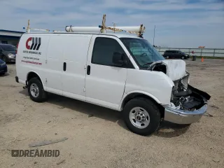 2021 GMC Savana Cargo z VIN 1GTW7AF76M1181413, wystawiony jako Copart lot #55313815 z przebiegiem Nie podano mil oraz Szkoda całkowita • Salvage title. Historia ofert i sprzedaży dostępna na DreamBid. Obrazek 4.