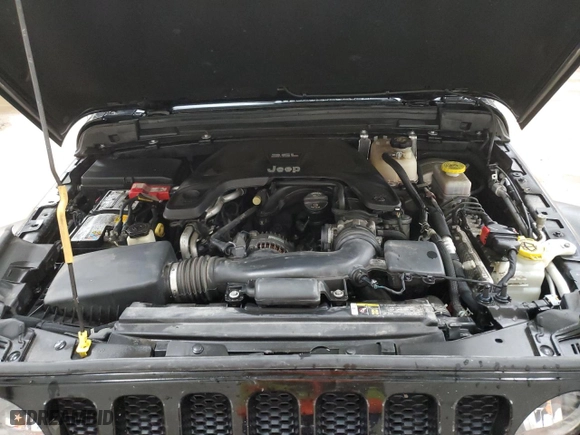 2019 Jeep Wrangler Unlimited Sport S with VIN 1C4HJXDG3KW661084, listed as a Copart auction lot 48024325 with 62,914 mi miles and Clean Title. Bid and sale history available at carsss.com. Image 12.