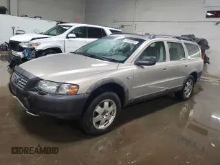 2002 Volvo V70 with VIN YV1SZ58D721069956, listed as a Copart auction lot 51344055 with 158,449 mi miles and Salvage Title. Bid and sale history available at carsss.com. Image 1.