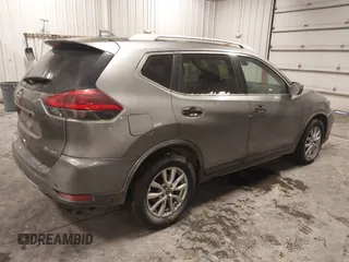 2019 Nissan Rogue SV with VIN KNMAT2MV6KP555655, listed as a IAAI auction lot 41572908 with 80,030 mi miles and . Bid and sale history available at carsss.com. Image 4.