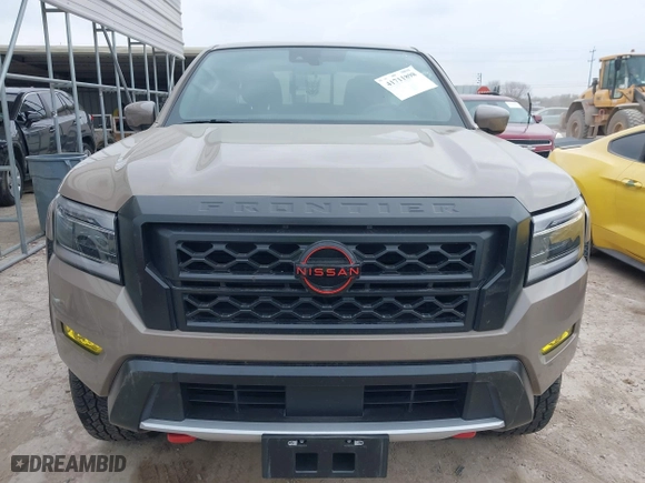 2024 Nissan Frontier PRO-4X with VIN 1N6ED1EK2RN670706, listed as a IAAI auction lot 41711898 with 13,386 mi miles. Bid and sale history available at carsss.com. Image 12.