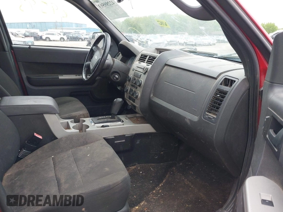 2010 Ford Escape XLT с VIN 1FMCU0D78AKA94865, выставлен на аукционе IAAI как лот 42289593 с пробегом 189 889 миль миль и . История ставок и продаж доступна на DreamBid. Изображение 5.