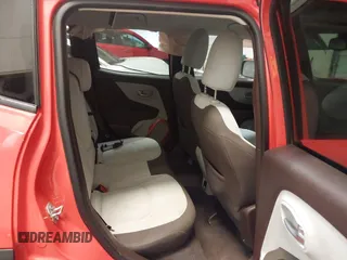 2017 Jeep Renegade Altitude с VIN ZACCJABB7HPE63399, выставлен на аукционе IAAI как лот 41635030 с пробегом 90 184 миль миль и . История ставок и продаж доступна на DreamBid. Изображение 8.