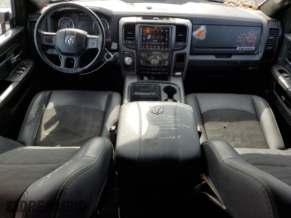 2018 Ram 1500 Rebel with VIN 1C6RR7YT7JS204411, listed as a Copart auction lot 60595855 with 333,333 mi miles and Clean title. Bid and sale history available at DreamBid. Image 8.