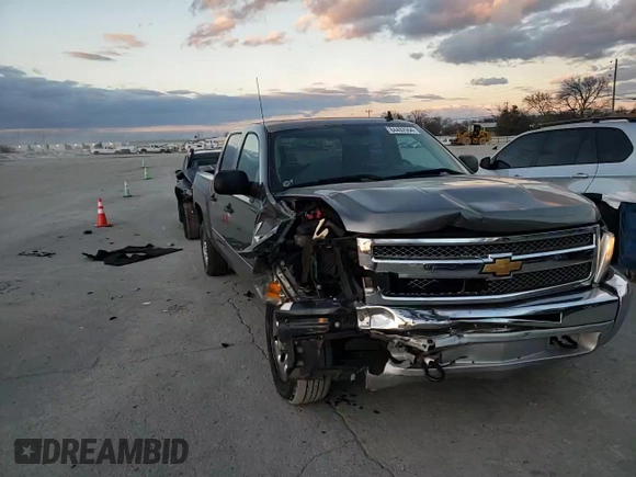 2013 Chevrolet Silverado 1500 LT with VIN 3GCPCSEA9DG232102, listed as a Copart auction lot 84402554 with 226,561 mi miles and Clean Title. Bid and sale history available at DreamBid. Image 11.